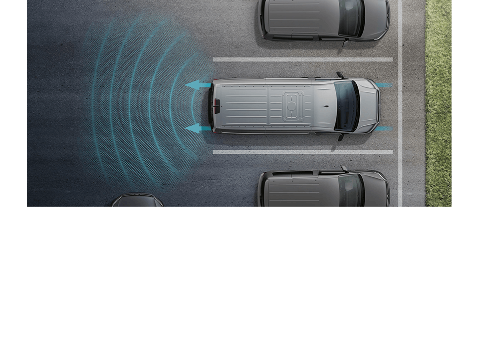 RTA 後方橫向車流警示系統(含煞車輔助功能)
          當駕駛人倒車駛離停車位或巷道時，後保險桿上的雷達將會偵測後方側向來車，並於距離過近時提醒駕駛人；假設駕駛人未及時做出反應，系統將會視情況啟動煞車輔助，使意外風險降低。(199全車型標配)